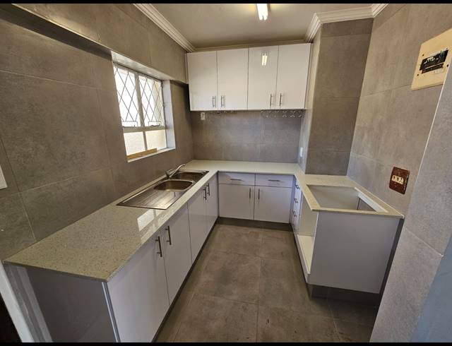 1.5 BEDROOM FLAT SOLD IN PINETOWN CENTRAL